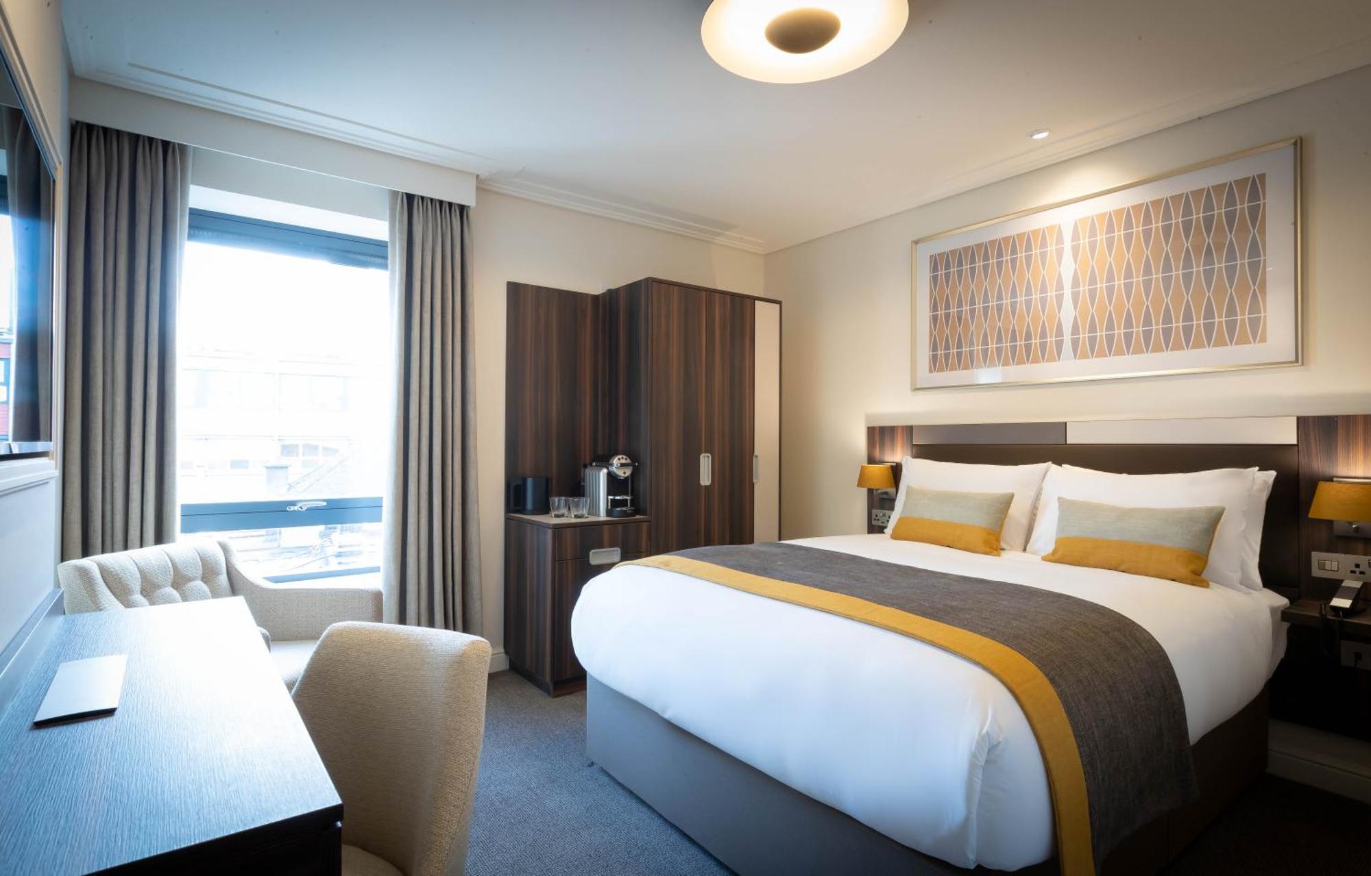 Double Room,1215936967:JPEG