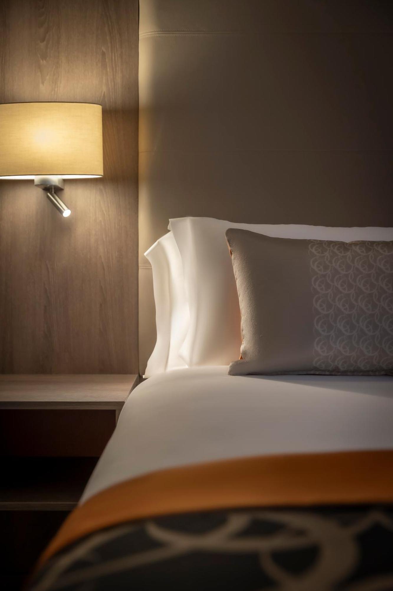 Double & Single Room,1559632369:JPEG