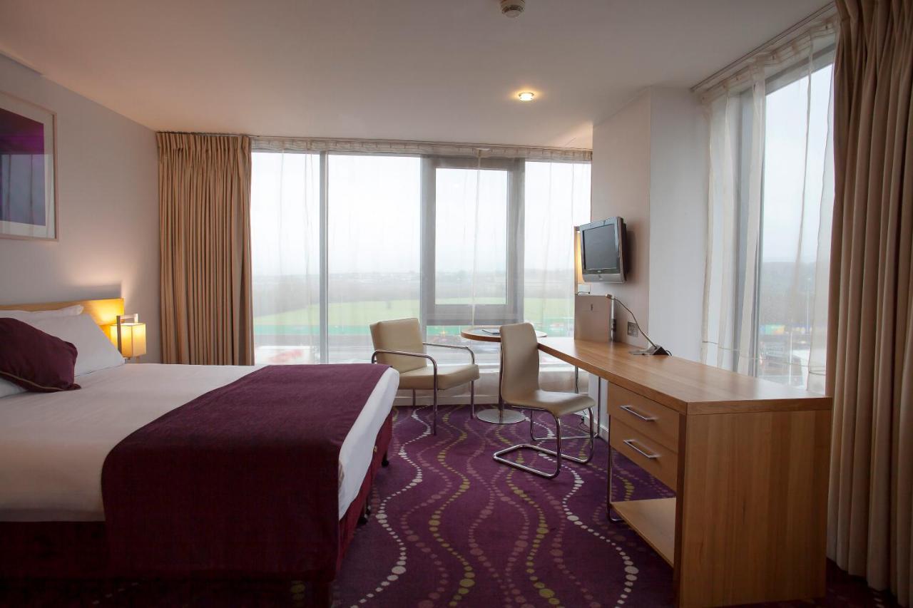 Single Room,1437221461:JPEG